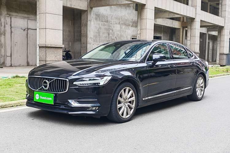 Used Volvo S90 2020 T5 Zhiyi Luxury Edition Guazi used car, China used car export, Used car for sale, Used  cars, Cheapest cars for sale