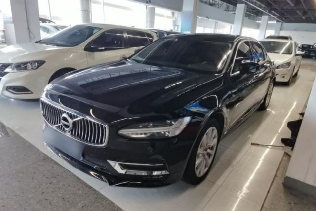 Ojetý Volvo S90 2020 T5 Zhiyi Luxury Edition