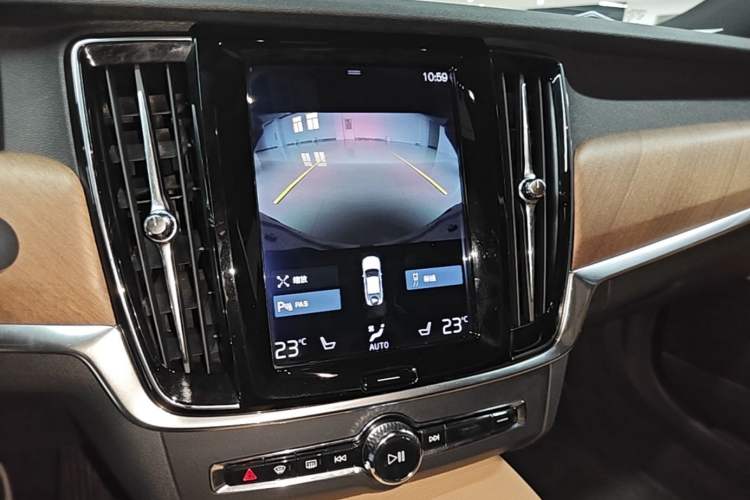 Used Volvo S90 2020 T5 Zhiyi Luxury Edition Audio And AC Panel