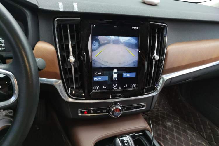 Used Volvo S90 2020 T5 Zhiyi Luxury Edition Audio And AC Panel