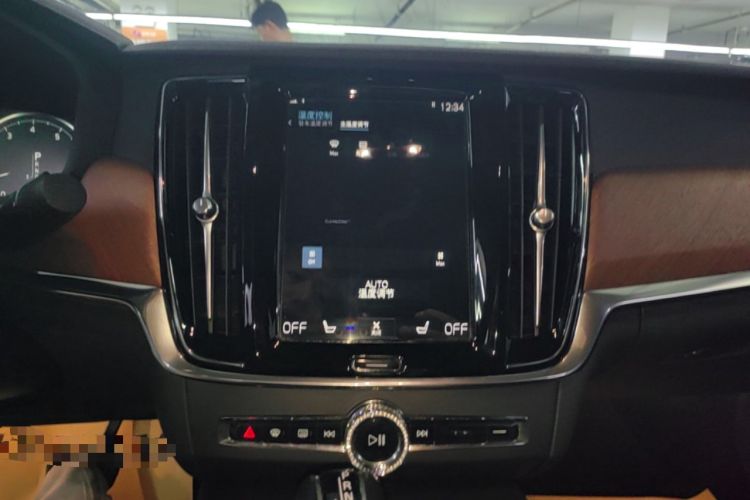 Used Volvo S90 2020 T5 Zhiyi Luxury Edition Audio And AC Panel