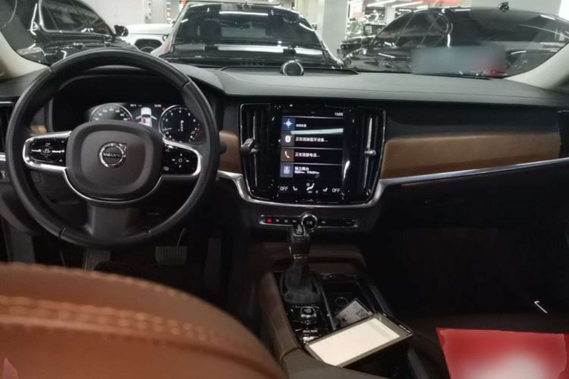 Used Volvo S90 2020 T5 Zhiya Luxury Edition Center Console