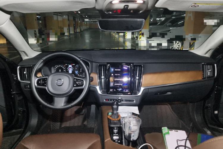 Used Volvo S90 2020 T5 Zhiyi Luxury Edition Center Console