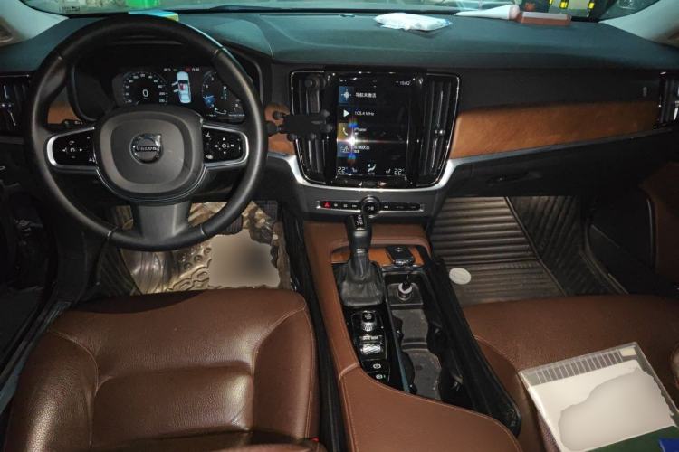 Used Volvo S90 2020 T5 Zhiyi Luxury Edition Center Console