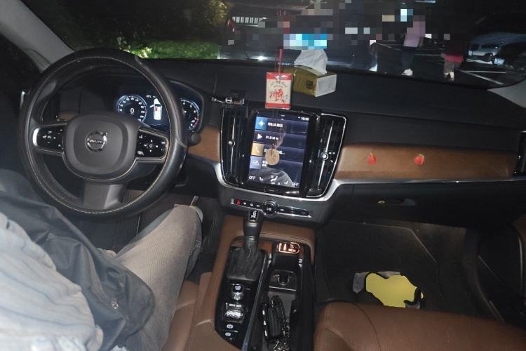 Used Volvo S90 2020 Facelifted T5 Zhiyi Luxury Edition Center Console