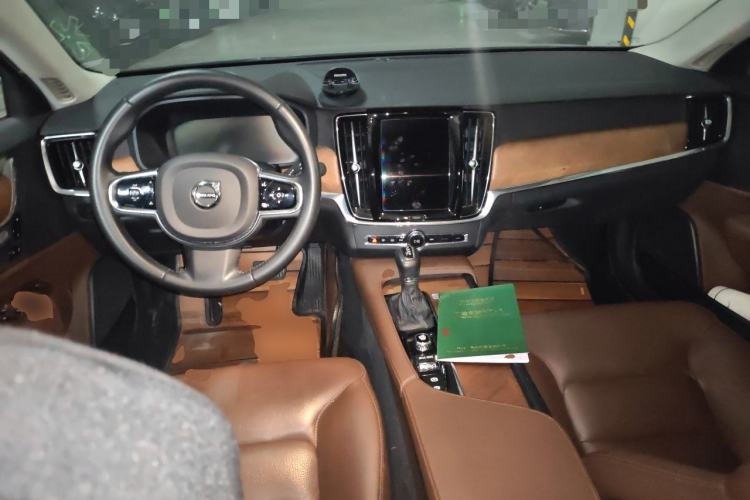 Used Volvo S90 2020 T5 Zhiyi Luxury Edition Center Console