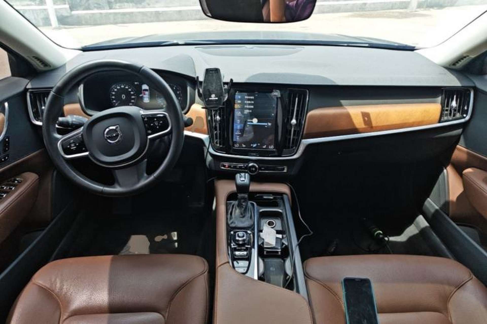 Used Volvo S90 2020 T5 Zhiyi Luxury Edition Center Console