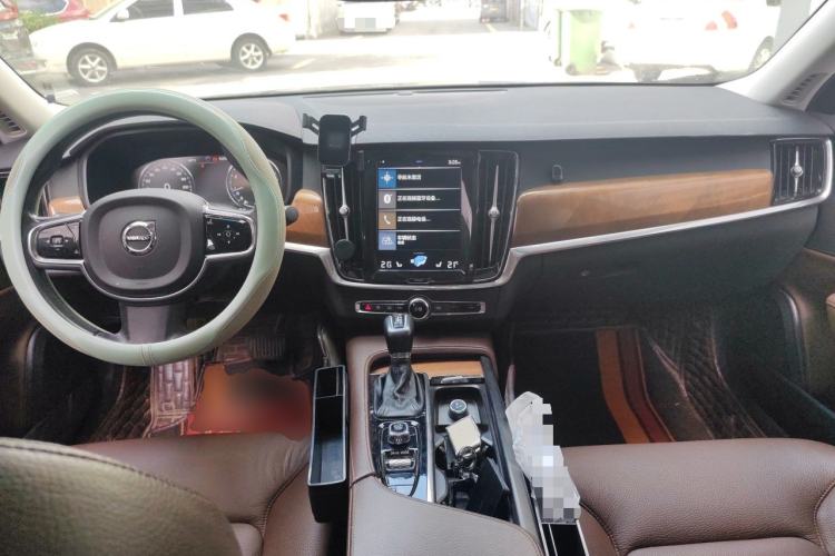 Used Volvo S90 2020 T5 Zhiyi Luxury Edition Center Console