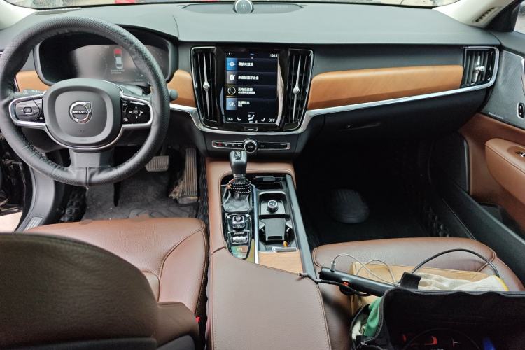 Used Volvo S90 2020 Facelifted T5 Zhiyi Luxury Edition Center Console