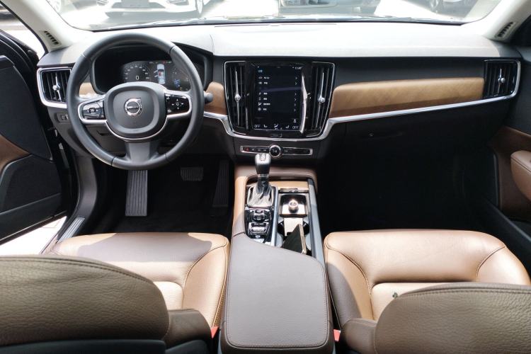 Used Volvo S90 2020 Facelifted T5 Zhiyi Luxury Edition Center Console