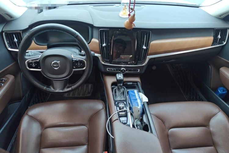 Used Volvo S90 2020 T5 Zhiyi Luxury Edition Center Console