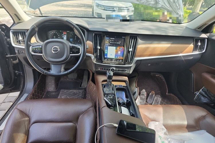 Used Volvo S90 2020 T5 Zhiyi Luxury Edition Center Console
