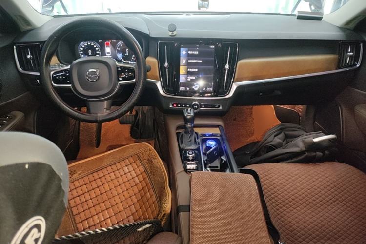 Used Volvo S90 2020 Facelifted T5 Zhiyi Luxury Edition Center Console