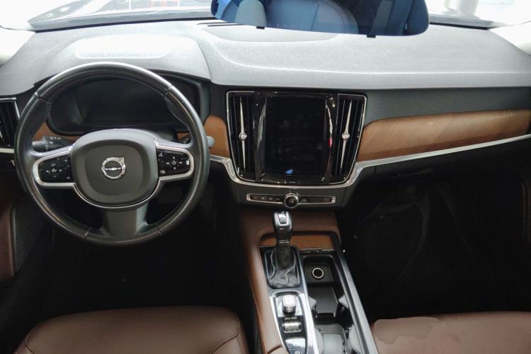 Used Volvo S90 2020 Facelifted T5 Zhiyi Luxury Edition Center Console