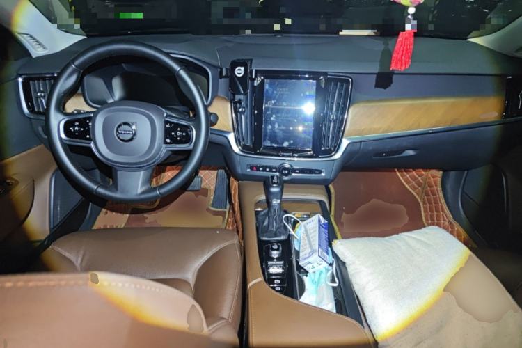Used Volvo S90 2020 T5 Zhiyi Luxury Edition Center Console
