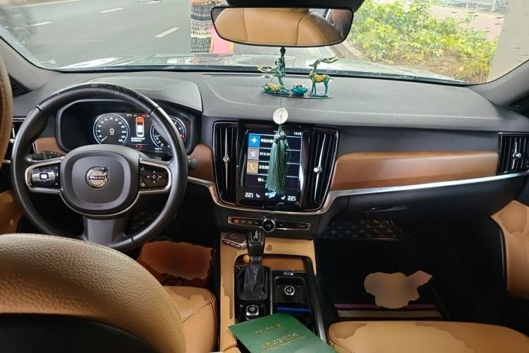Used Volvo S90 2020 T5 Zhiyi Luxury Edition Center Console