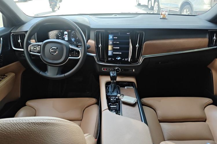Used Volvo S90 2020 T5 Zhiyuan Luxury Edition Center Console