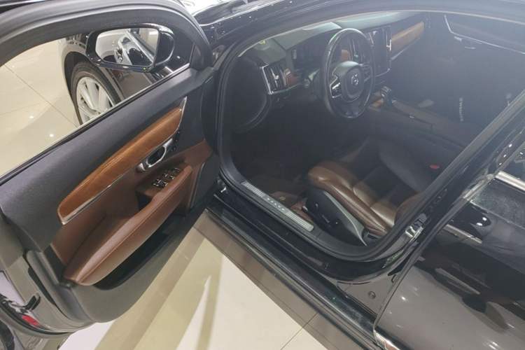Used Volvo S90 2020 T5 Zhiyi Luxury Edition Driver Seat