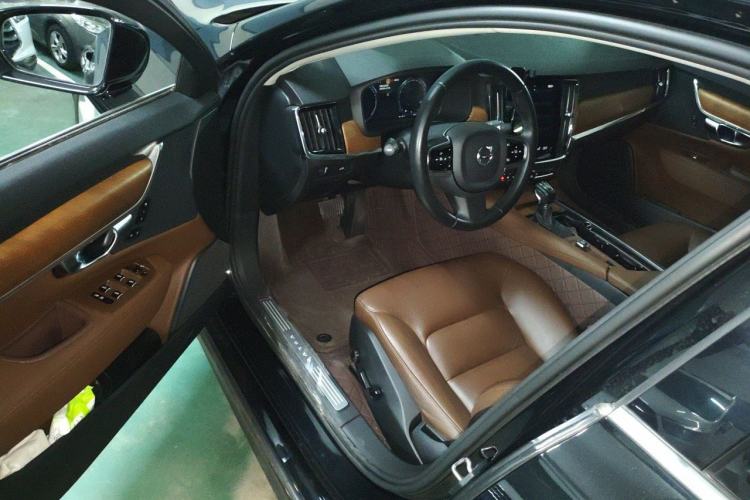 Used Volvo S90 2020 Facelifted T5 Zhiyi Luxury Edition Driver Seat