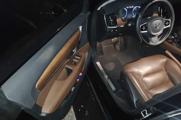 Used Volvo S90 2020 Facelifted T5 Zhiyi Luxury Edition Driver Seat