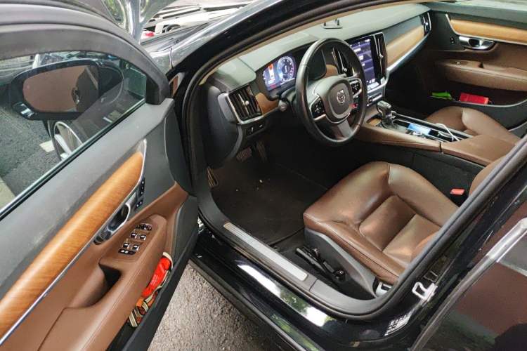 Used Volvo S90 2020 T5 Zhiyi Luxury Edition Driver Seat