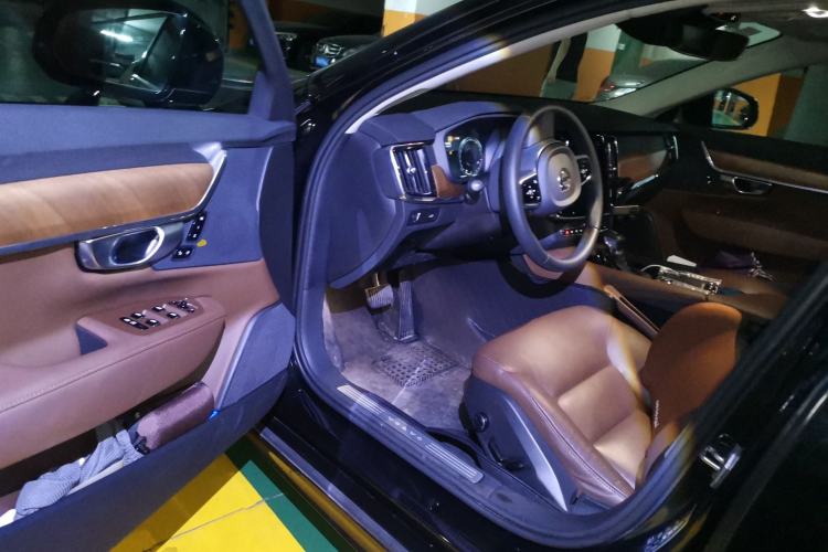 Used Volvo S90 2020 T5 Zhiyi Luxury Edition Driver Seat