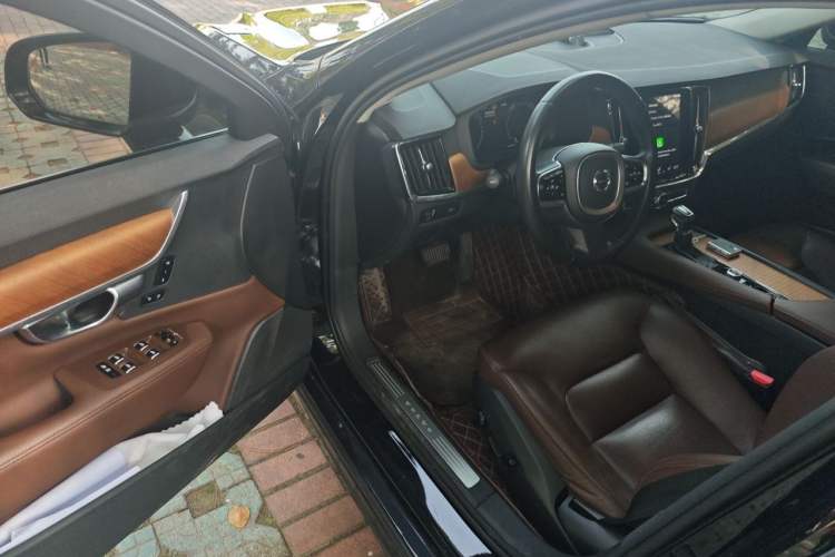 Used Volvo S90 2020 Facelifted T5 Zhiyi Luxury Edition Driver Seat