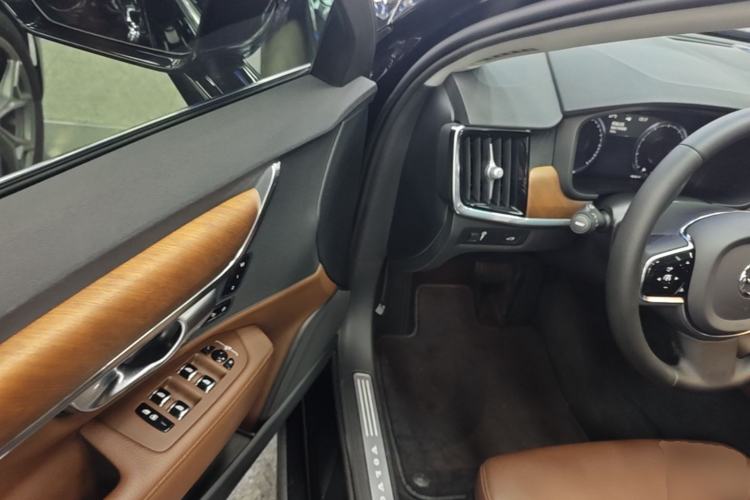 Used Volvo S90 2020 T5 Zhiyi Luxury Edition Driver Seat