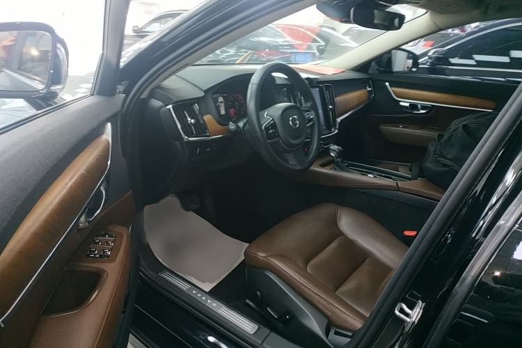 Used Volvo S90 2020 Facelifted T5 Zhiyi Luxury Edition Driver Seat