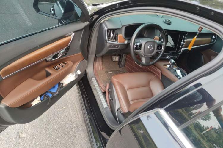 Used Volvo S90 2020 T5 Zhiyi Luxury Edition Driver Seat