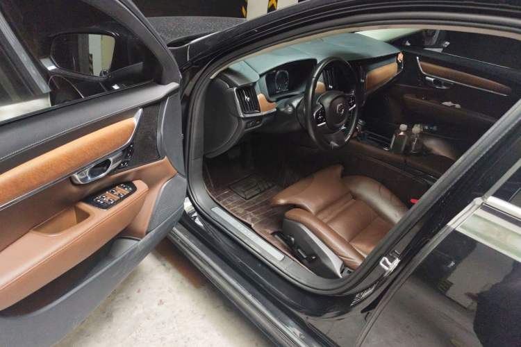 Used Volvo S90 2020 T5 Zhiyuan Luxury Edition Driver Seat