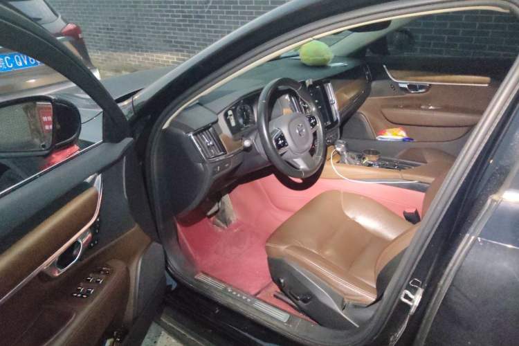 Used Volvo S90 2020 Facelifted T5 Zhiyi Luxury Edition Driver Seat