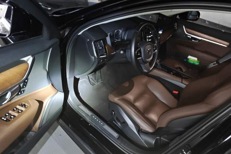 Used Volvo S90 2020 T5 Zhiyi Luxury Edition Driver Seat