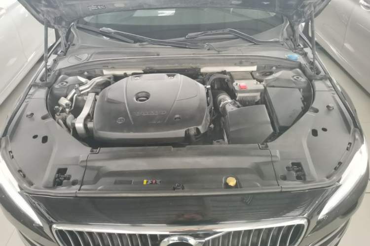 Used Volvo S90 2020 T5 Zhiyi Luxury Edition Engine Bay