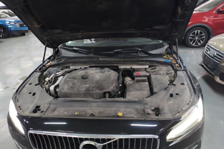 Used Volvo S90 2020 T5 Zhiyi Luxury Edition Engine Bay