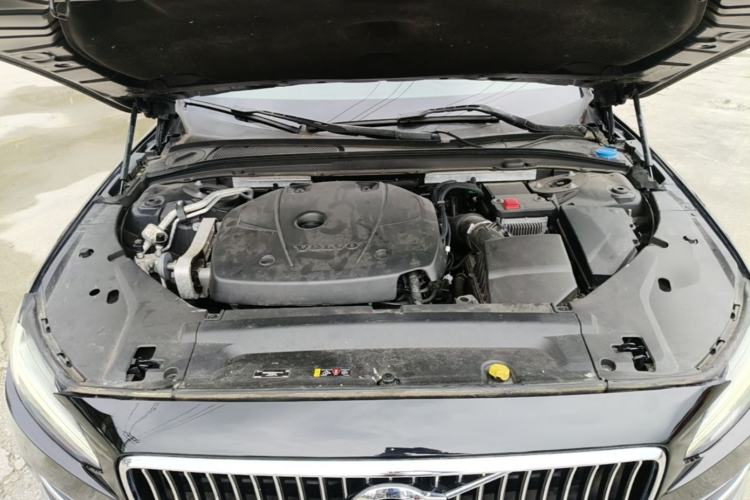 Used Volvo S90 2020 T5 Zhiyi Luxury Edition Engine Bay
