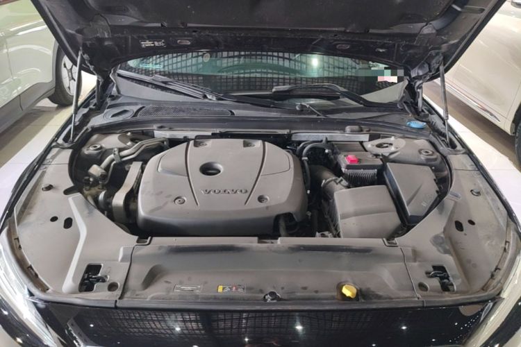 Used Volvo S90 2020 T5 Zhiyi Luxury Edition Engine Bay
