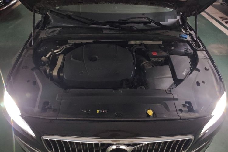 Used Volvo S90 2020 Facelifted T5 Zhiyi Luxury Edition Engine Bay