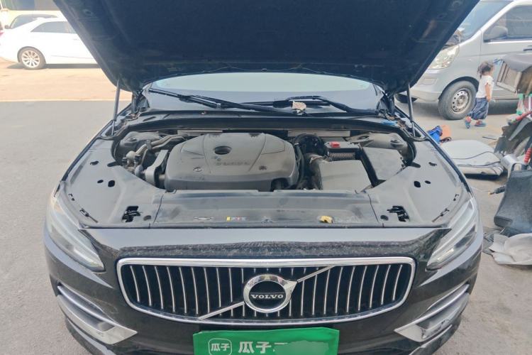 Used Volvo S90 2020 T5 Zhiyuan Luxury Edition Engine Bay