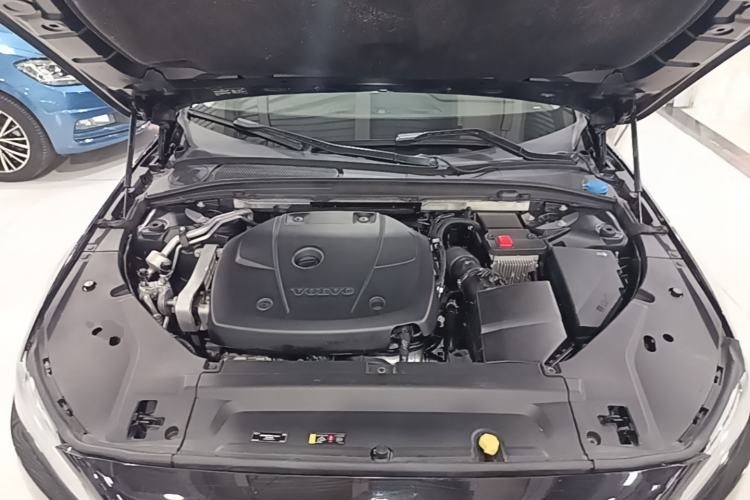 Used Volvo S90 2020 T5 Zhiyi Luxury Edition Engine Bay