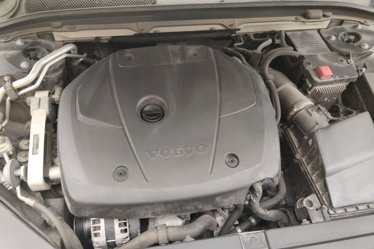 Used Volvo S90 2020 T5 Zhiyi Luxury Edition Engine Bay