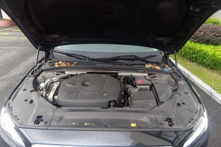 Used Volvo S90 2020 T5 Zhiyuan Luxury Edition Engine Bay