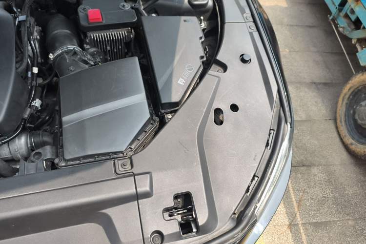 Used Volvo S90 2020 T5 Zhiyi Luxury Edition Engine Bay Left