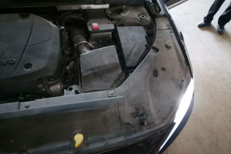 Used Volvo S90 2020 T5 Zhiyi Luxury Edition Engine Bay Left