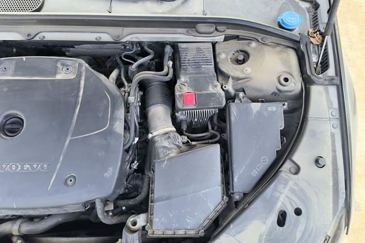 Used Volvo S90 2020 T5 Zhiyi Luxury Edition Engine Bay Left