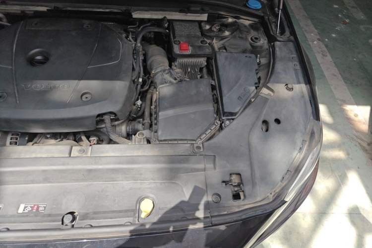 Used Volvo S90 2020 T5 Zhiyuan Luxury Edition Engine Bay Left
