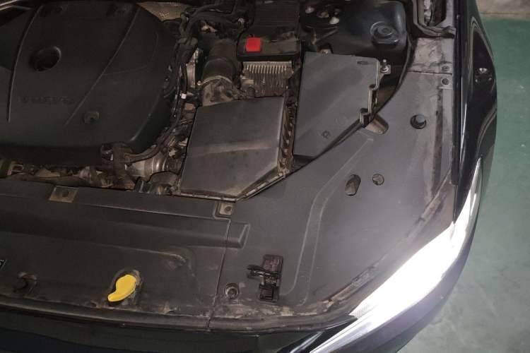 Used Volvo S90 2020 Facelifted T5 Zhiyi Luxury Edition Engine Bay Left