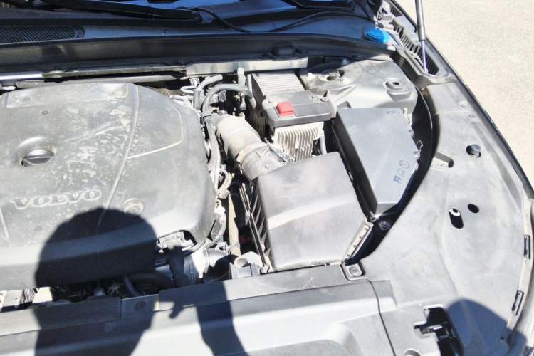 Used Volvo S90 2020 T5 Zhiyuan Luxury Edition Engine Bay Left