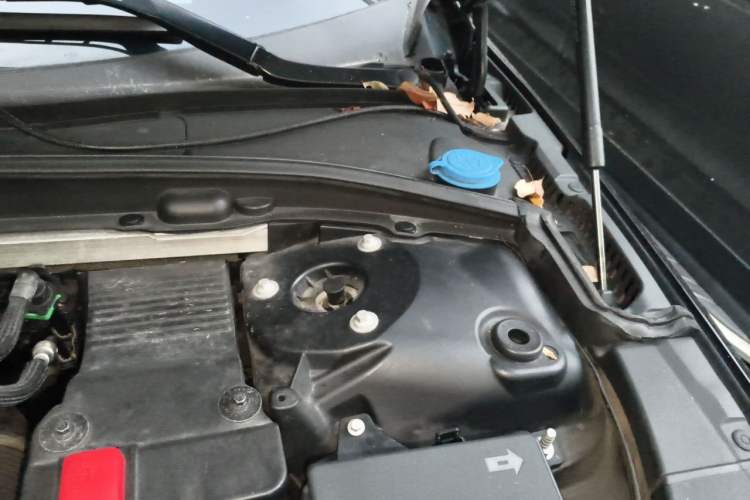 Used Volvo S90 2020 T5 Zhiyuan Luxury Edition Engine Bay Left