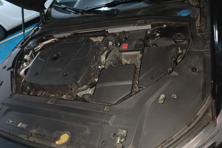 Used Volvo S90 2020 T5 Zhiyi Luxury Edition Engine Bay Left